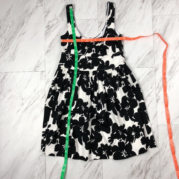 Black & White Floral Print Dress Size Medium / EU - Picture 3 of 6